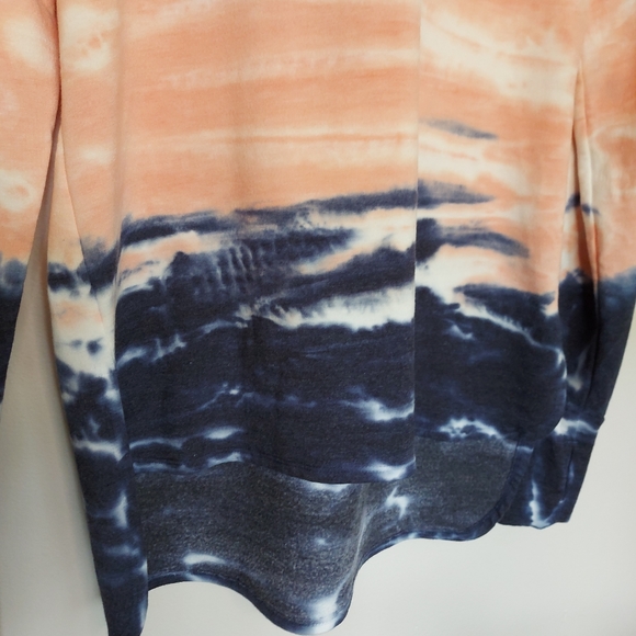 Small Tie Dye Sunset Sunrise Hoodie Te Verde - Picture 2 of 7